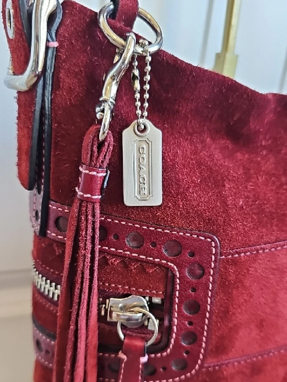 Coach 2005 Vintage Crimson Monochromatic Holiday Patchwork Shoulder Bag - Picture 6 of 12
